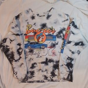 Buc-ee's Women's Tie-Dye Crew Neck Sweater